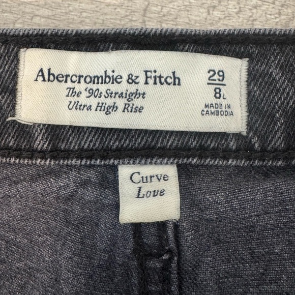 Abercrombie & Fitch Curve Love Ultra High Rise 90s Straight Jean Black Wash 8 L - Picture 10 of 10
